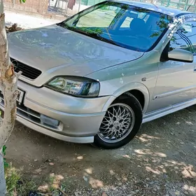 Opel Astra 2000