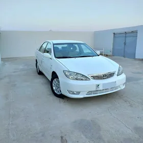 Toyota Camry 2004