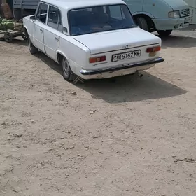 Lada 2104 1985