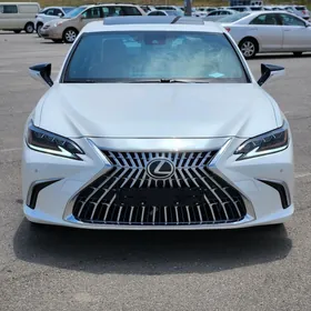 Lexus ES 350 2019