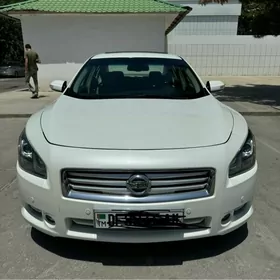 Nissan Maxima 2014