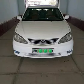 Toyota Camry 2005