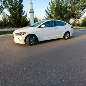 Hyundai Elantra 2018