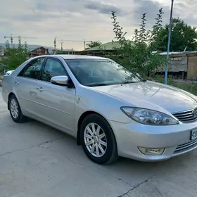 Toyota Camry 2005