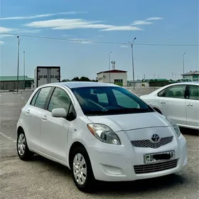 Toyota Yaris 2010