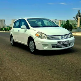 Nissan Versa 2008