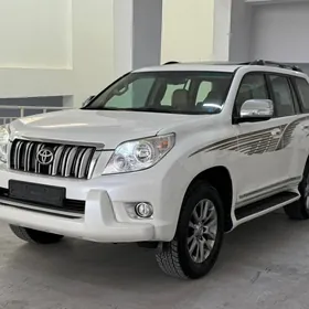 Toyota Land Cruiser Prado 2011