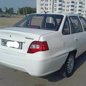 Daewoo Nexia 2011