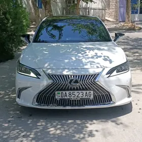 Lexus ES 350 2019