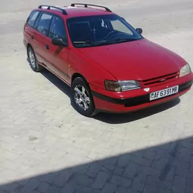 Toyota Carina 1993