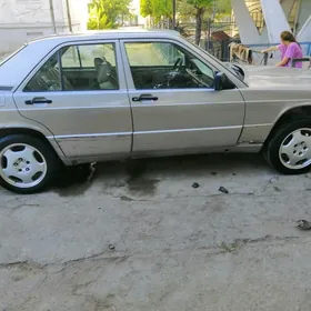 Mercedes-Benz 190E 1991