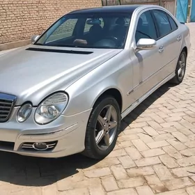 Mercedes-Benz E320 2003