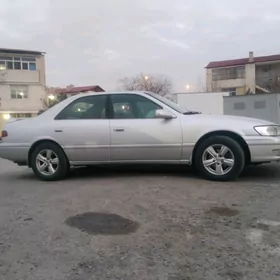 Toyota Camry 1998