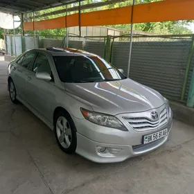 Toyota Camry 2011