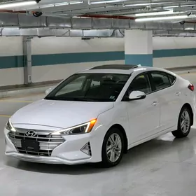 Hyundai Elantra 2020