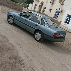 Opel Vectra 1990