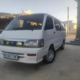 Toyota Hiace 1990