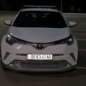 Toyota C-HR 2019