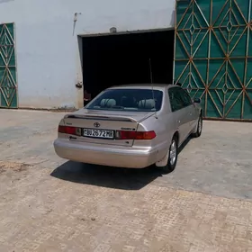 Toyota Camry 2000