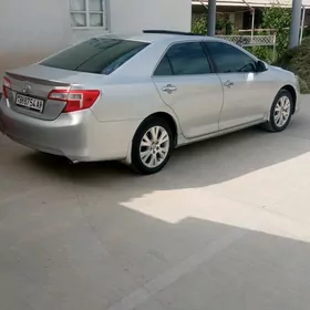 Toyota Camry 2013