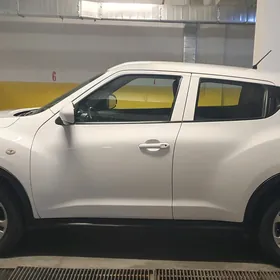 Nissan JUKE 2014