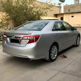 Toyota Camry 2013