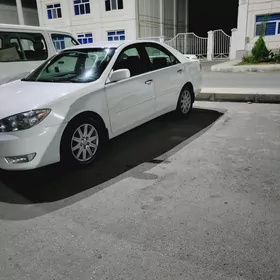 Toyota Camry 2004