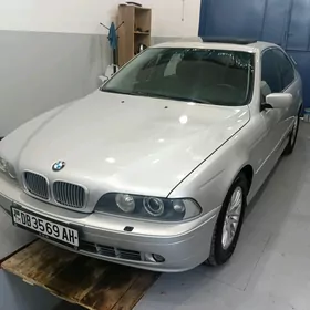 BMW E39 2002