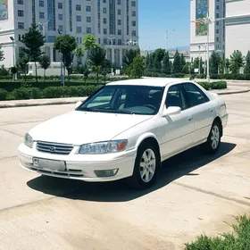 Toyota Camry 2001