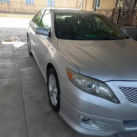 Toyota Camry 2010