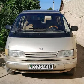 Toyota Previa 1991