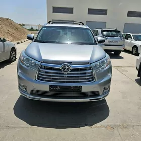 Toyota Highlander 2016