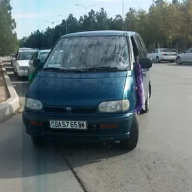 Nissan Urvan 1995