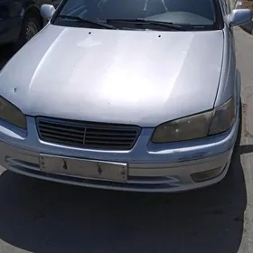 Toyota Camry 2000