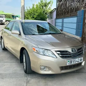 Toyota Camry 2010