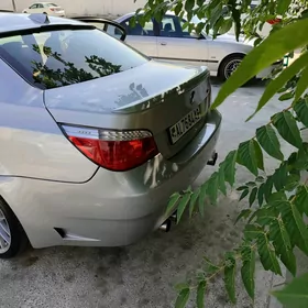 BMW E60 2008