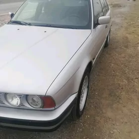 BMW 525 1993