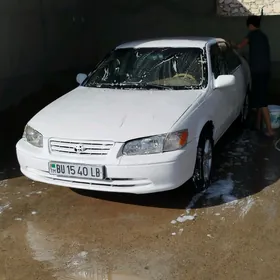 Toyota Camry 1999