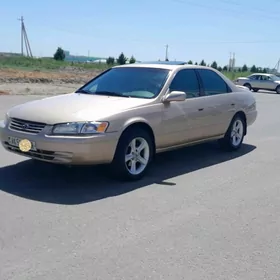 Toyota Camry 1998