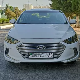 Hyundai Elantra 2018