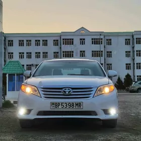 Toyota Avalon 2011