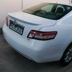 Toyota Camry 2010