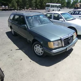 Mercedes-Benz 300TE 1989