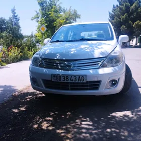 Nissan Versa 2010