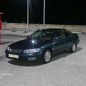 Toyota Camry 1998