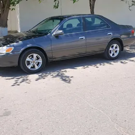 Toyota Camry 2000