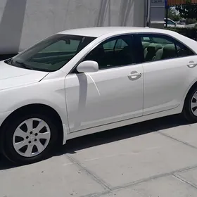 Toyota Camry 2011