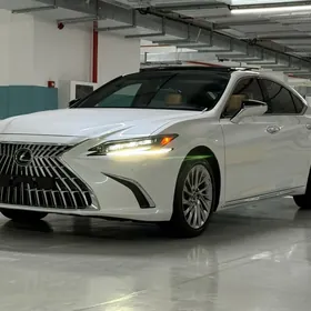 Lexus ES 350 2022