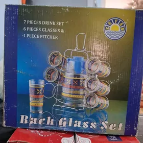 графин со стаканами