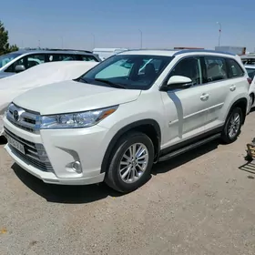 Toyota Highlander 2019